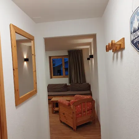 Pracondu 2 403 - Outdoor & Fun Charming 넨다즈